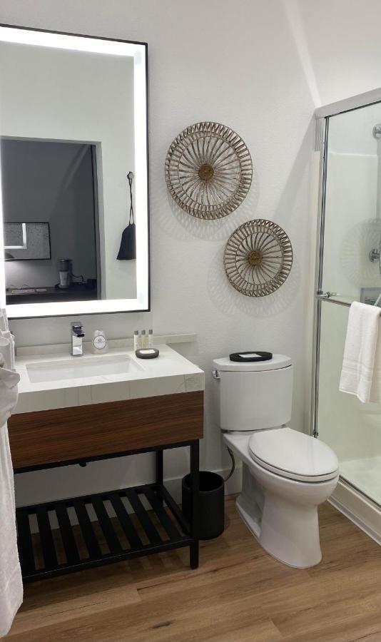 Gateway Hotel, Trademark Collection By Wyndham Copper Cove Subdivision المظهر الخارجي الصورة